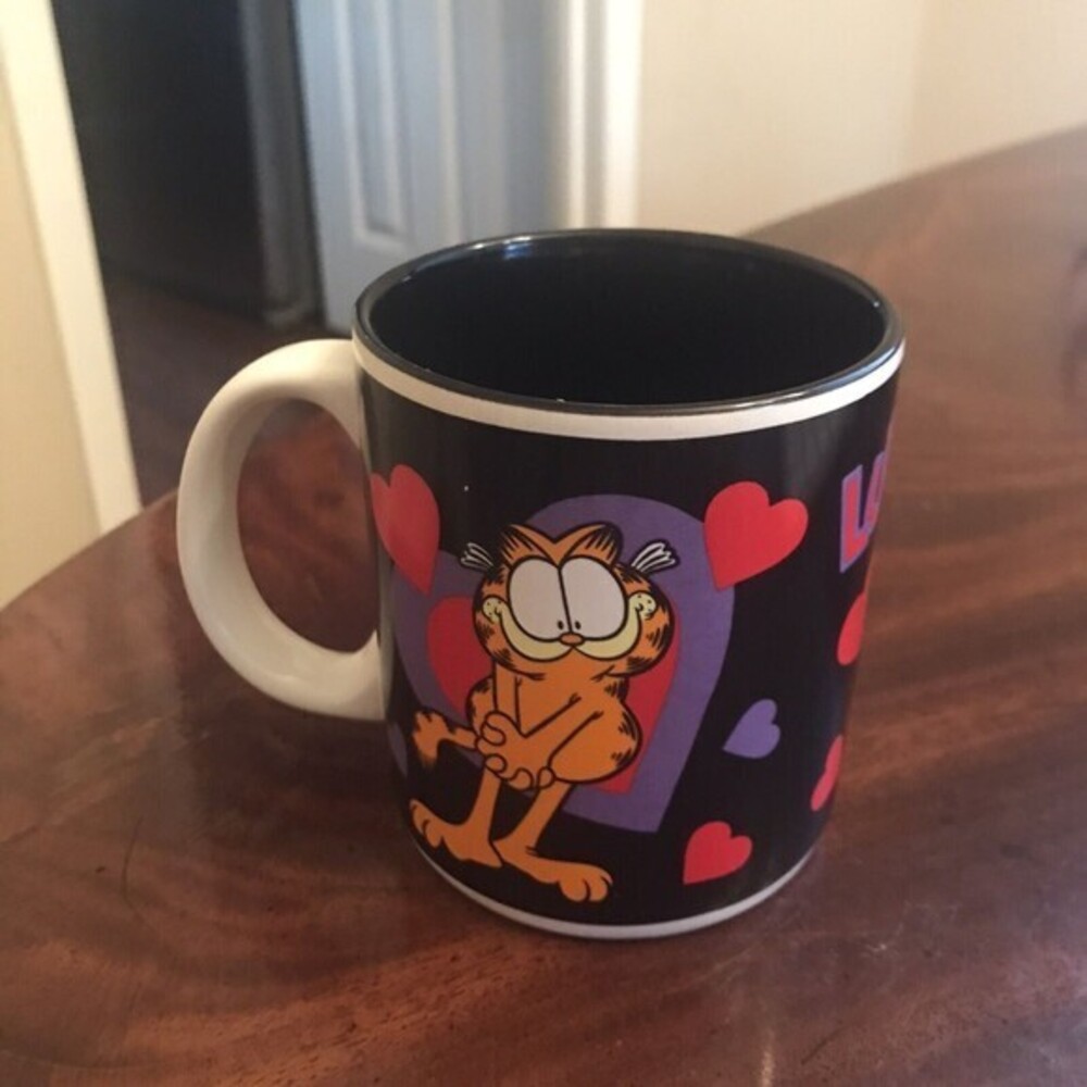 VALENTINE GARFIELD‎ CERAMIC COFFEE MUG BIG ORANGE SMILING FACE